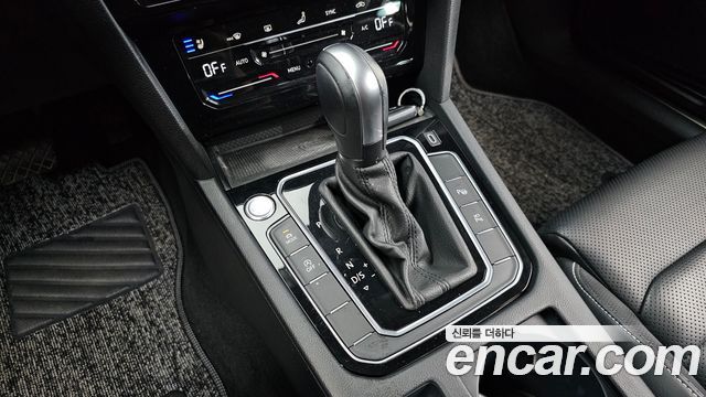 Volkswagen Passat GT (B8) 2.0 TDI 4Motion Prestige 2021 — фото 9
