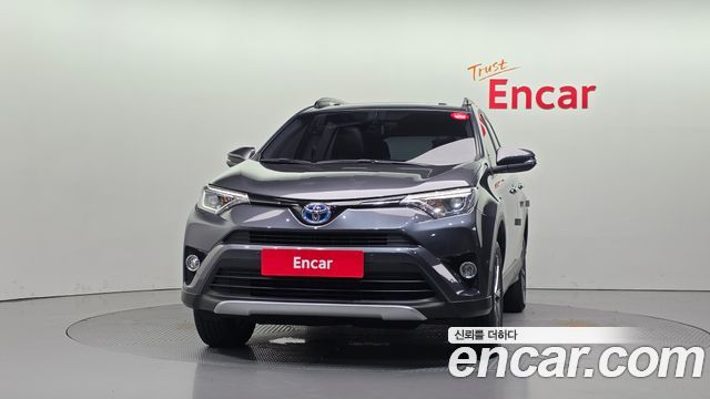 Toyota RAV4 2.5 4WD Hybrid 4th 2018 — фото 3