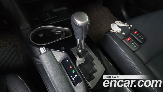 Toyota RAV4 2.5 4WD Hybrid 4th 2018 — фото 9