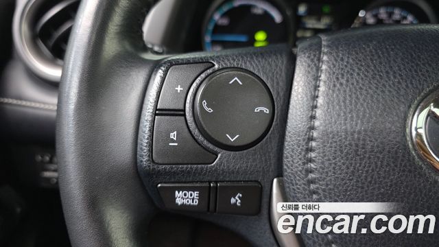 Toyota RAV4 2.5 4WD Hybrid 4th 2018 — фото 32