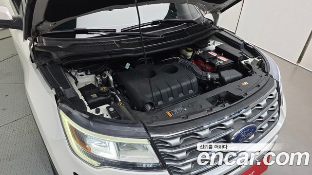 Ford Explorer 2.3 Limited 4WD 5th 2017 — фото 6