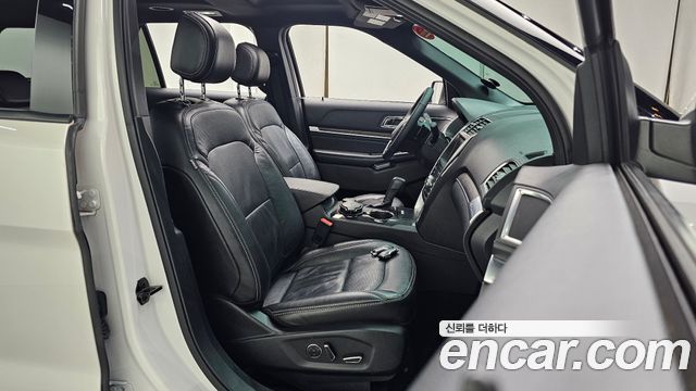 Ford Explorer 2.3 Limited 4WD 5th 2017 — фото 11