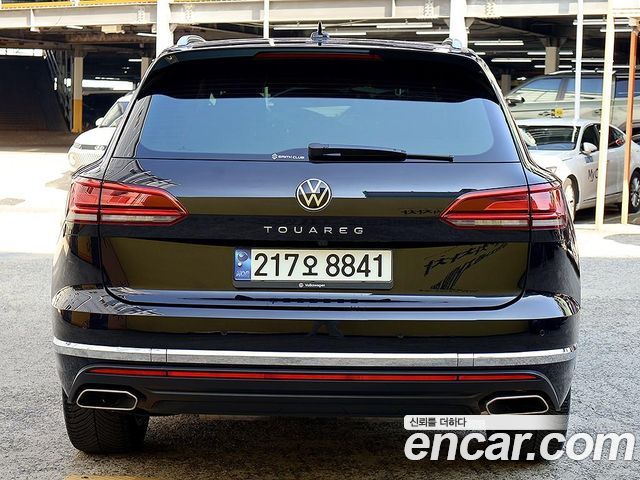 Volkswagen Touareg (III) 3.0 TDI Prestige 2021 — фото 3