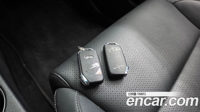 Kia Sportage The Bold Diesel 2.0 2WD Prestige 2020 — фото 20