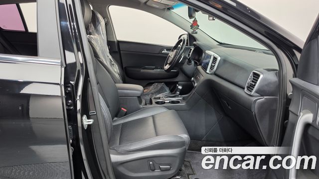 Kia Sportage The Bold Diesel 2.0 2WD Prestige 2020 — фото 32