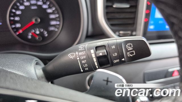 Kia Sportage The Bold Diesel 2.0 2WD Prestige 2020 — фото 35
