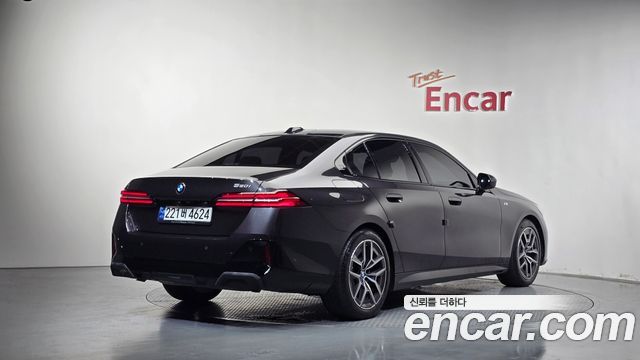 BMW 5 Series (G60) 520i M Sport 2024 — фото 2