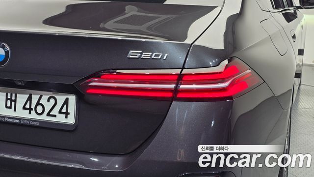 BMW 5 Series (G60) 520i M Sport 2024 — фото 23