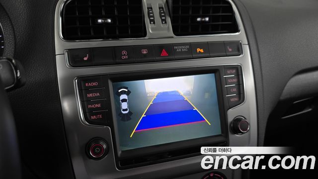 Volkswagen Polo 1.4 TDI R-Line 5th 2016 — фото 15