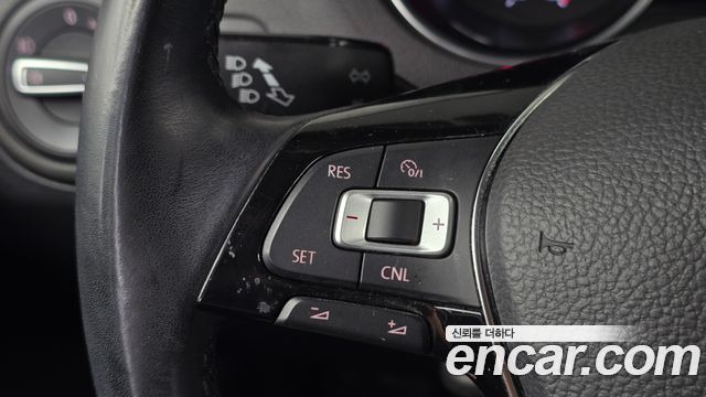 Volkswagen Polo 1.4 TDI R-Line 5th 2016 — фото 18