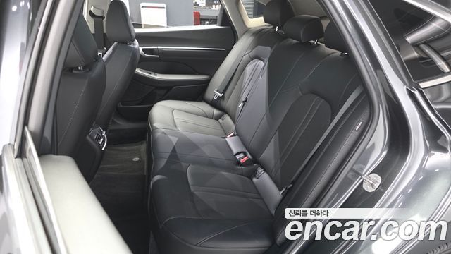 Hyundai Sonata The Edge (DN8) 2.0 Premium 2024 — фото 26