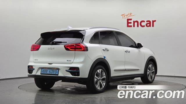 Kia Niro EV Prestige 2022 — фото 2