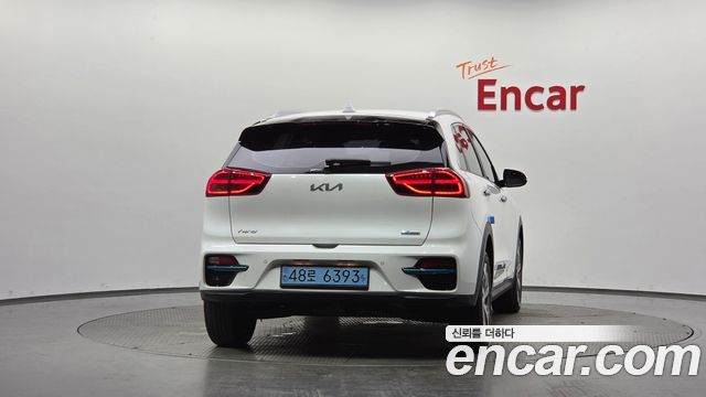 Kia Niro EV Prestige 2022 — фото 4