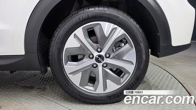 Kia Niro EV Prestige 2022 — фото 21