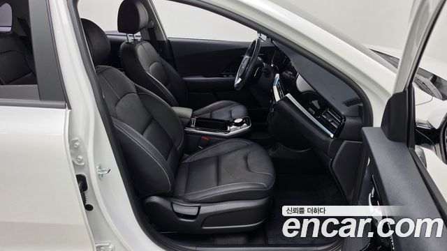 Kia Niro EV Prestige 2022 — фото 26