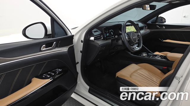 Kia K5 (III) 1.6 Turbo Signature 2023 — фото 10