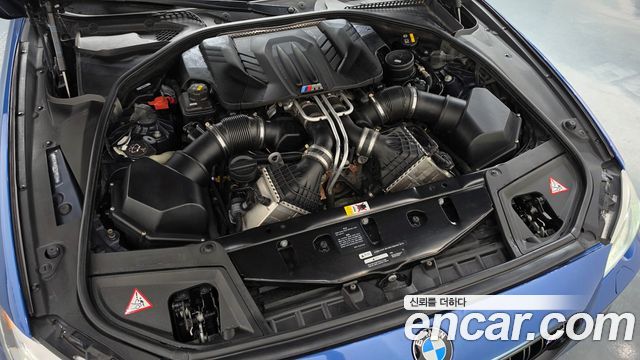 BMW M5 (F10) M5 Sedan 2015 — фото 6