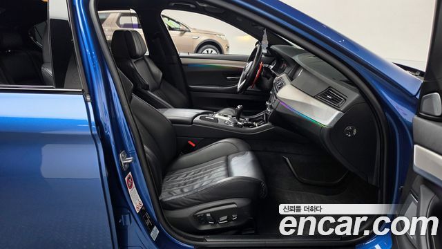 BMW M5 (F10) M5 Sedan 2015 — фото 11