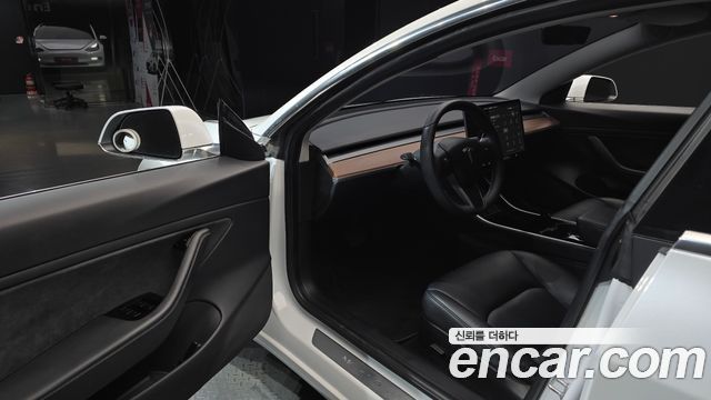 Tesla Model 3 Long Range AWD 2020 — фото 10