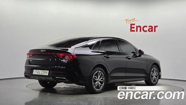 Kia K5 (III) 2.0 Trendy 2023 — фото 2