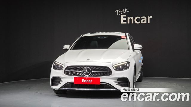 Mercedes-Benz E-Class (W213) E220d 4MATIC AMG Line 2022 — фото 3