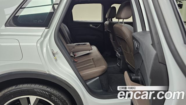 Audi Q4 e-tron (F4) 40 Premium 2022 — фото 12