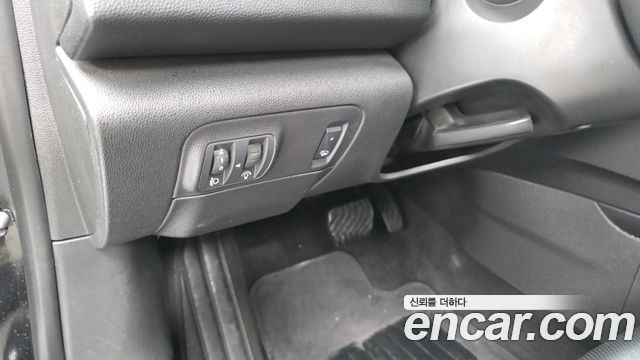 Renault Korea SM6 2.0 GDe SE 2020 — фото 17