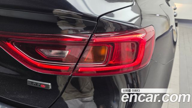 Renault Korea SM6 2.0 GDe SE 2020 — фото 23