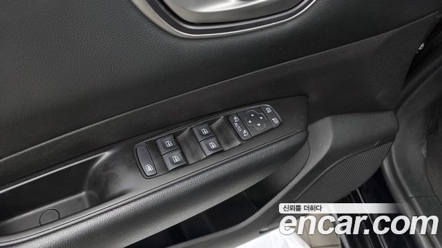Renault Korea SM6 2.0 GDe SE 2020 — фото 27