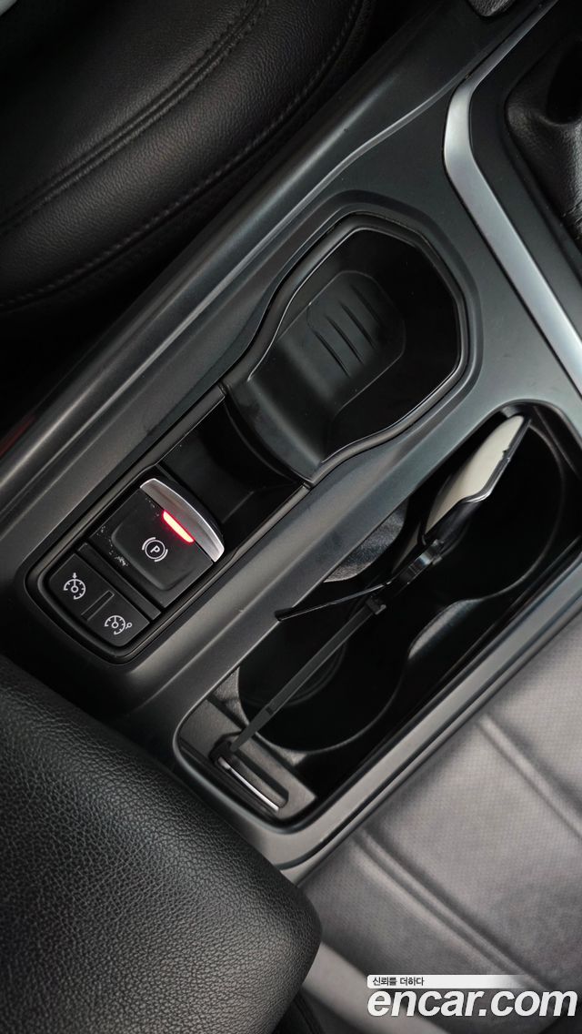 Renault Korea SM6 2.0 GDe SE 2020 — фото 28