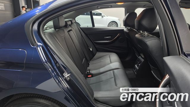 BMW 3 Series (F30) 320i 2013 — фото 12