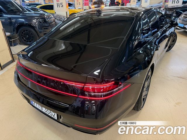 Genesis G90 (RS4) Gasoline 3.5 Turbo e-S/C AWD Black 2025 — фото 6