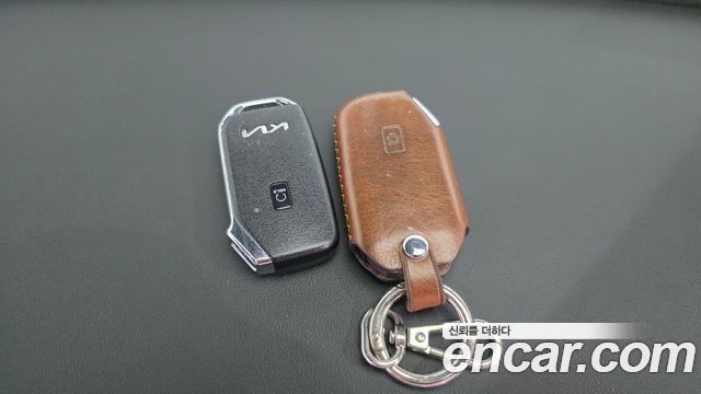 Kia K8 Hybrid Signature 2022 — фото 16
