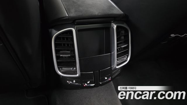 Porsche Cayenne 3.6 GTS 958 2017 — фото 18