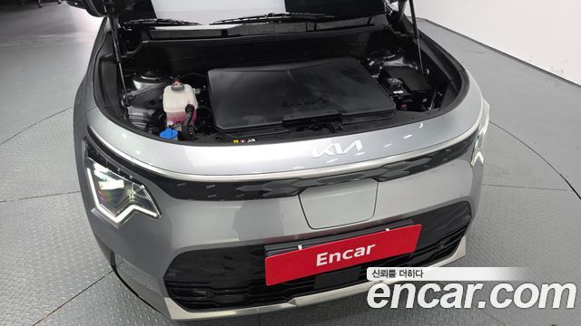 Kia Niro EV Air 2023 — фото 6
