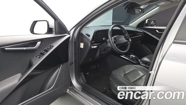 Kia Niro EV Air 2023 — фото 10