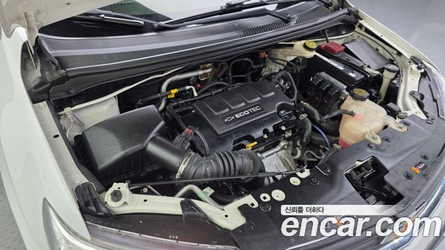 Chevrolet Aveo Sedan 1.4 Turbo LS 2018 — фото 6