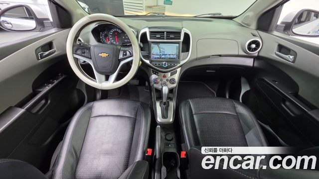 Chevrolet Aveo Sedan 1.4 Turbo LS 2018 — фото 7