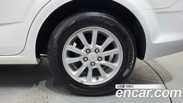Chevrolet Aveo Sedan 1.4 Turbo LS 2018 — фото 21