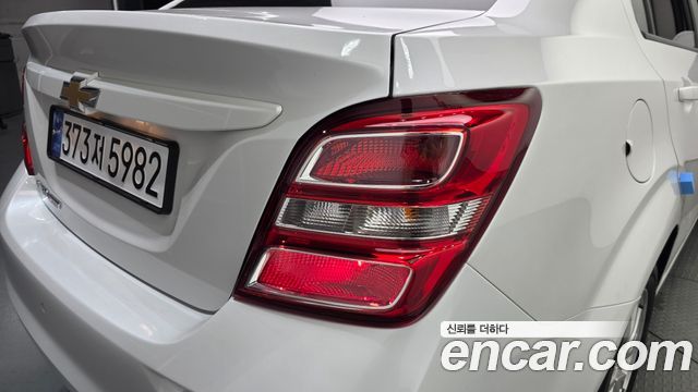 Chevrolet Aveo Sedan 1.4 Turbo LS 2018 — фото 23