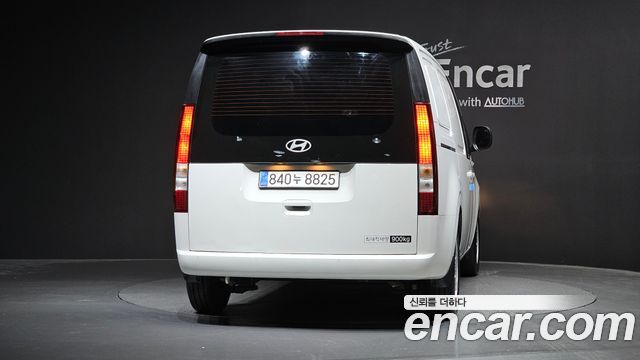 Hyundai Staria Cargo 3-Seater Smart 2025 — фото 4