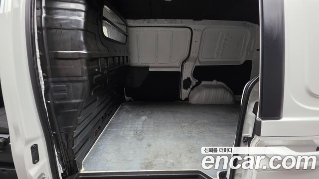 Hyundai Staria Cargo 3-Seater Smart 2025 — фото 16