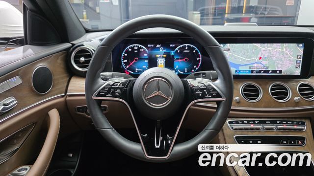 Mercedes-Benz E-Class (W213) E220d 4MATIC Exclusive 2021 — фото 12