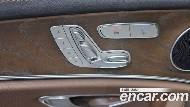 Mercedes-Benz E-Class (W213) E220d 4MATIC Exclusive 2021 — фото 13