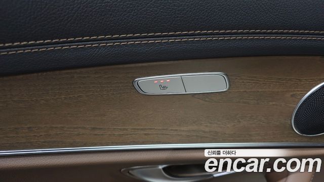 Mercedes-Benz E-Class (W213) E220d 4MATIC Exclusive 2021 — фото 31
