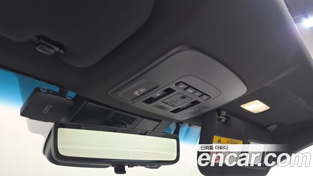 Toyota Camry (XV80) 2.5 XLE Premium Hybrid 2025 — фото 20