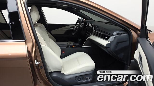 Toyota Camry (XV80) 2.5 XLE Premium Hybrid 2025 — фото 26