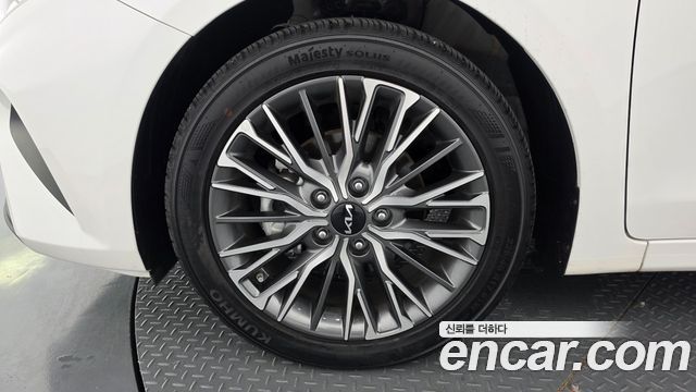 Kia K3 (II) 1.6 Prestige 2022 — фото 5