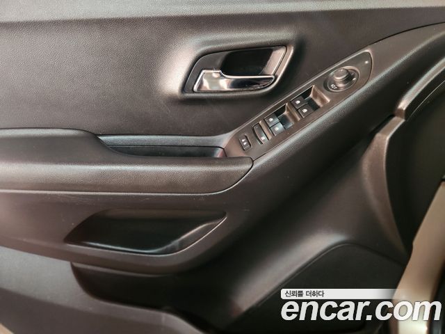 Chevrolet Trax 1.6 Diesel LS 2018 — фото 9