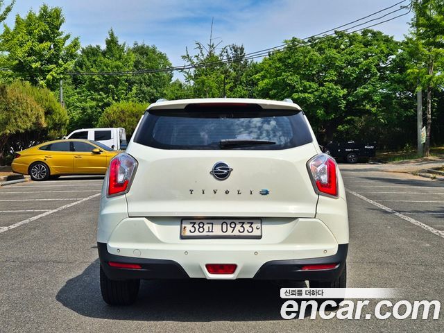 KG Mobility (SsangYong) Tivoli Diesel VX 2WD 2016 — фото 5